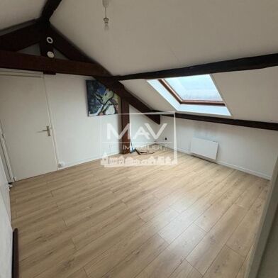 Appartement 3 pièces 110250 €