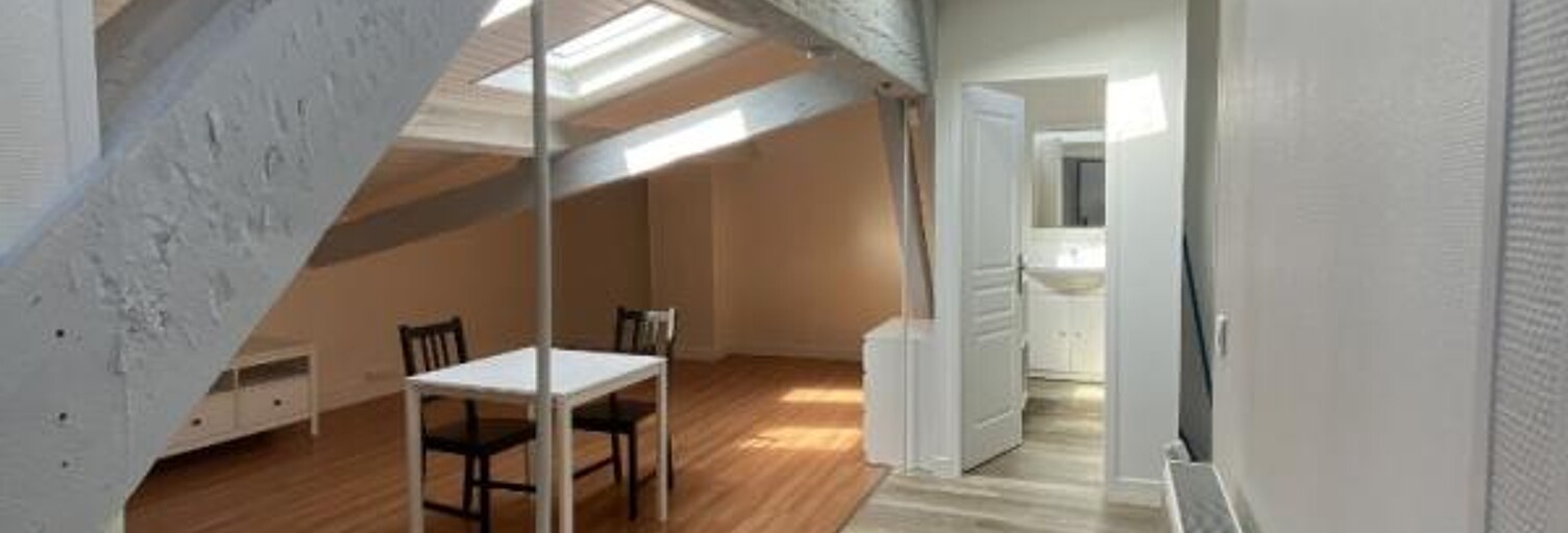 Appartement 1 Pièce 31 m² à louer à Bordeaux (33300)