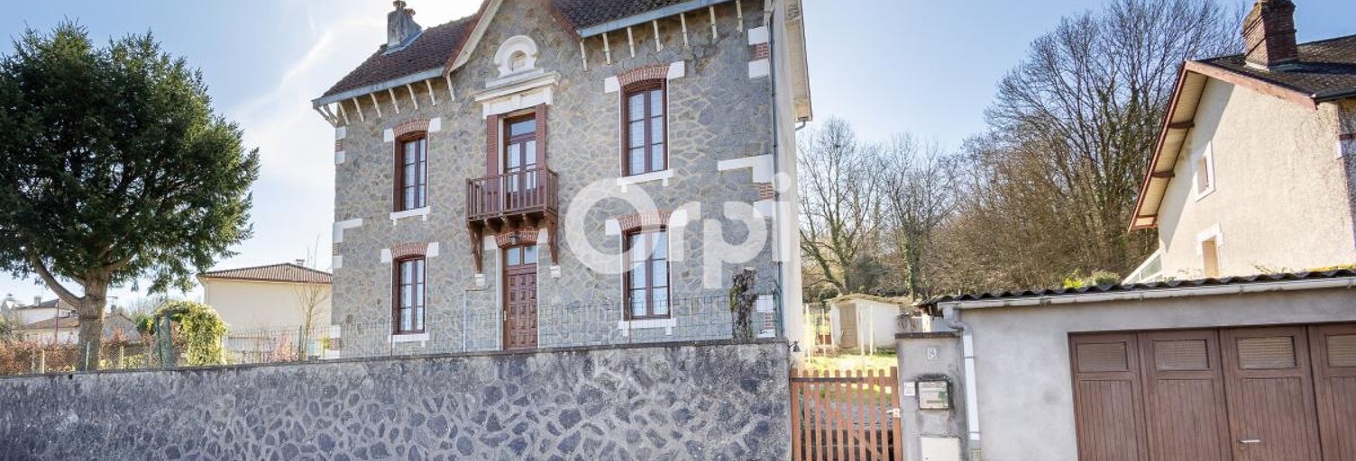 Maison 3 Pièces 86 m² à vendre à Bosmie-l'Aiguille (87110)