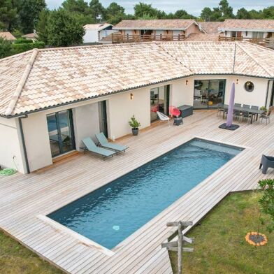 Maison 5 pièces 402800 €