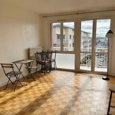 Appartement 3 pièces 1300 €
