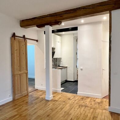 Appartement 3 pièces 1300 €