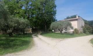 Maison 4 Pièces 140 m² à louer à La Tour-d'Aigues (84240)