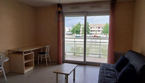 Appartement 1 pièces  à louer Rochelle (La) 17000
