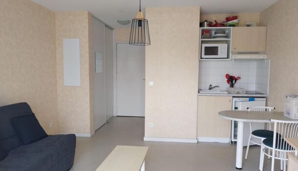 Appartement 1 pièces  à louer Rochelle (La) 17000