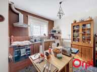 LA SEYNE SUR MER - QUARTIER SUD - MAISON A VENDRE EN EXCLUSIVITE — photo 4