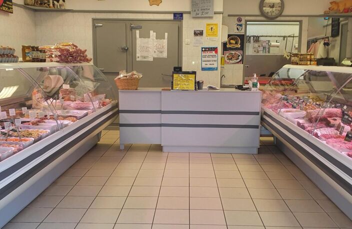 Bien Commercial À Vendre Boucherie Charcuterie Traiteur Bord de Mer Var — photo 2