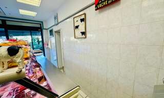 Commerce  54 m² à vendre à Saint-Mandrier-sur-Mer (83430)