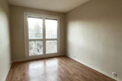 Appartement 3 pièces 241730 €