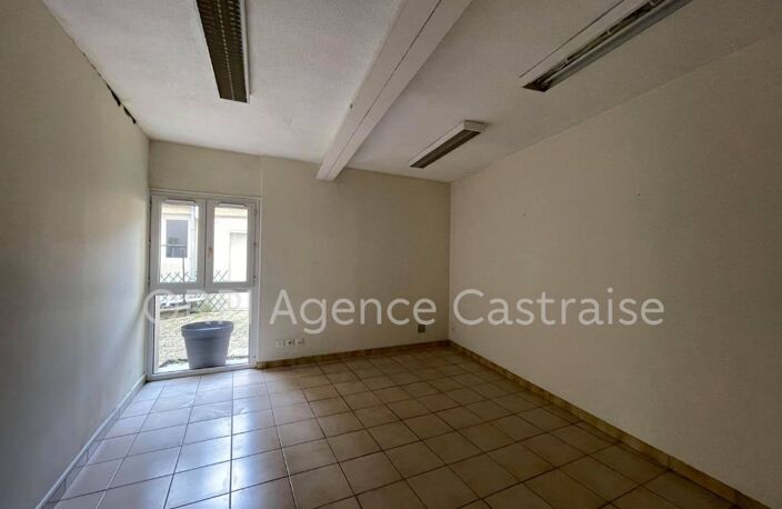 Local d'activité Castres 8 pièce(s) 208 m2 — photo 3