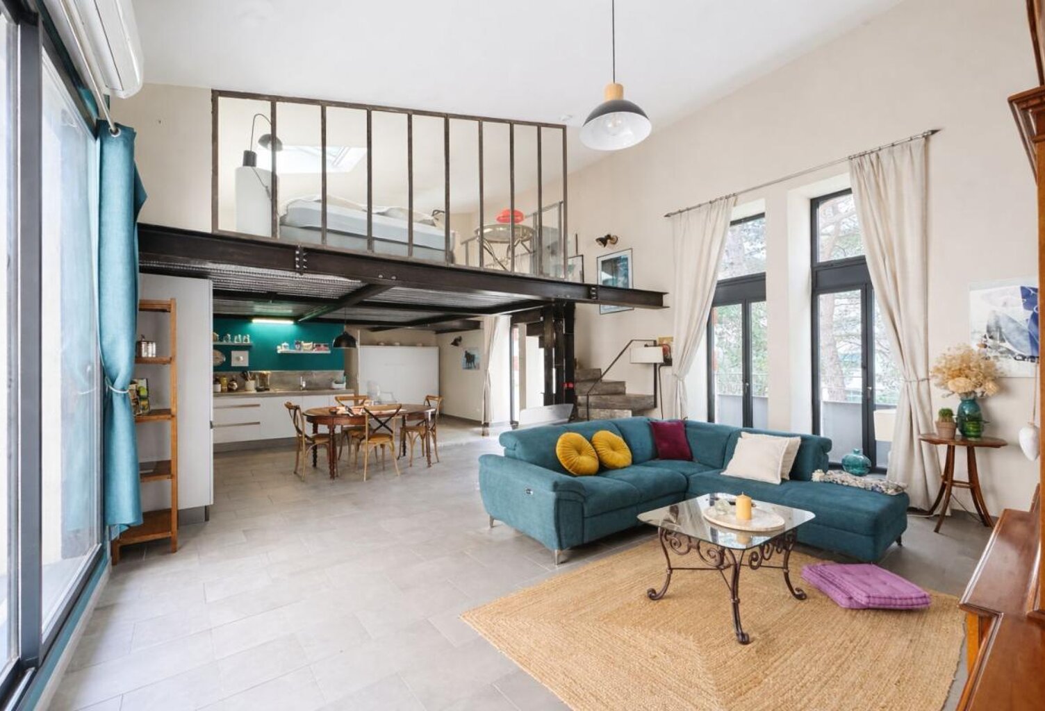 Duplex esprit loft de 75 m2 avec garage & 2 terrasses QUARTIER ARÈNES — photo 1