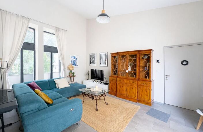 Duplex esprit loft de 75 m2 avec garage & 2 terrasses QUARTIER ARÈNES — photo 2