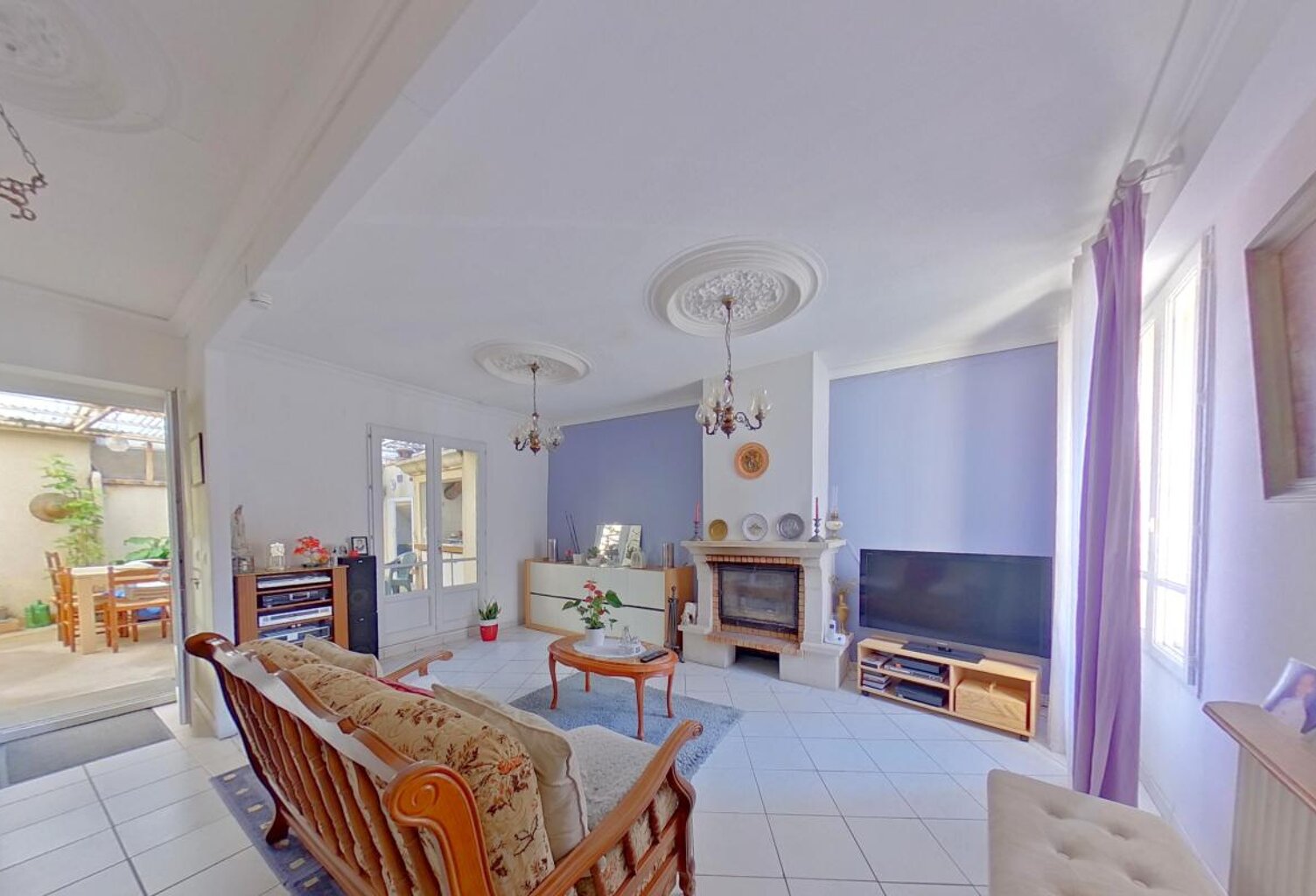 Maison À Vendre — photo 1