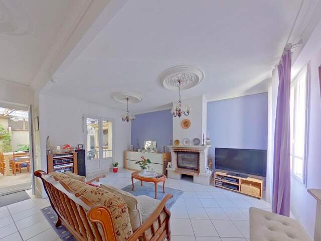 Maison À Vendre — photo du bien