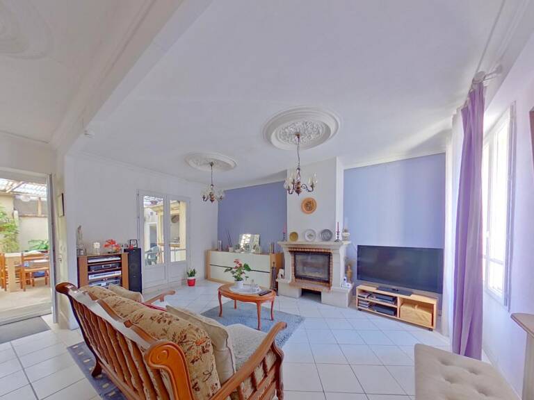 Maison À Vendre — photo 1