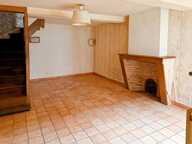 Maison T3 avec cour, garage, dépendance et jardin à Renwez — photo 2