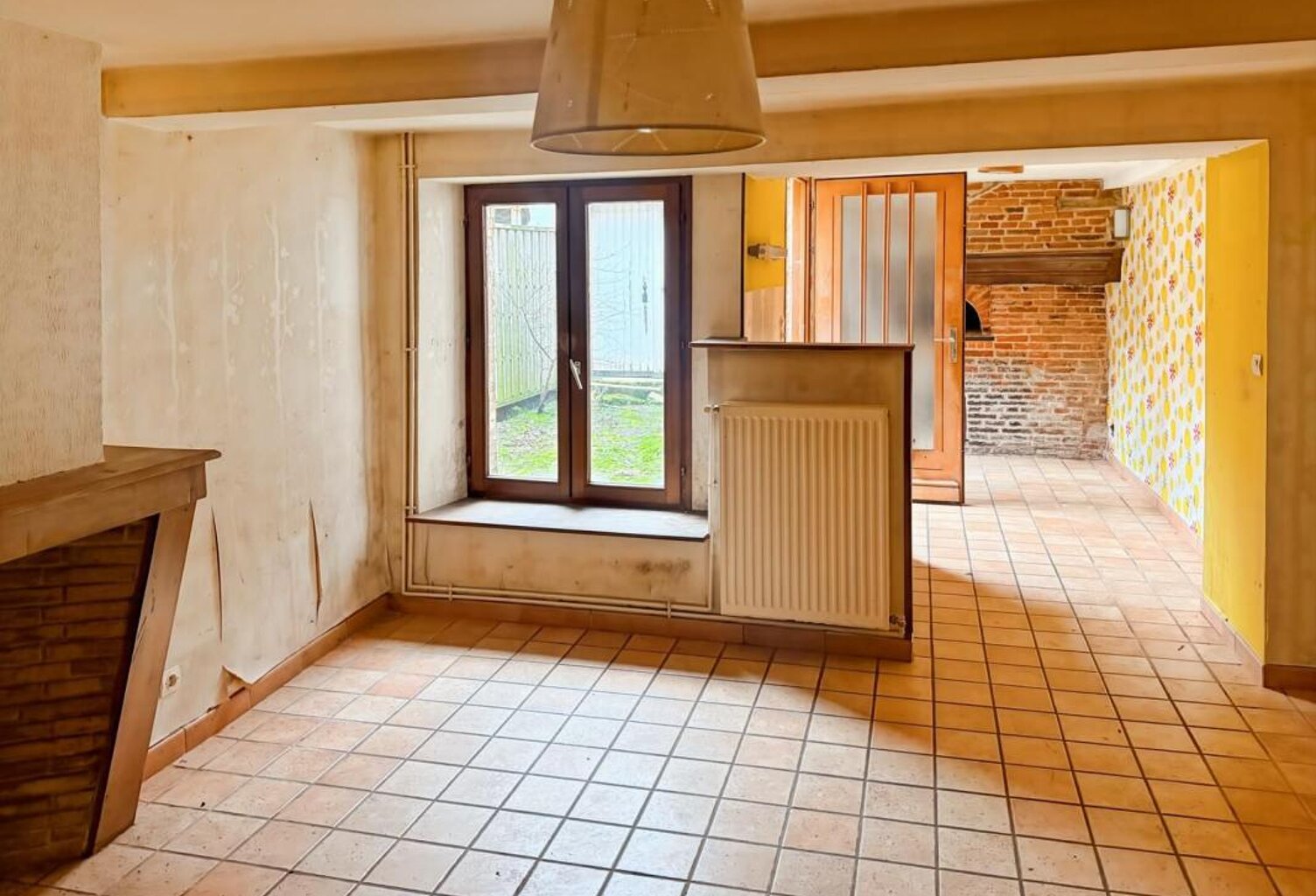 Maison T3 avec cour, garage, dépendance et jardin à Renwez — photo 1