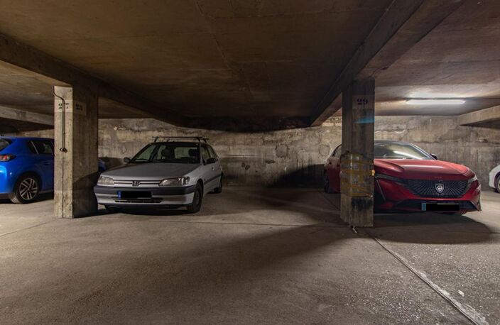 75018 / LA CHAPELLE, Parking sécurisé — photo 4