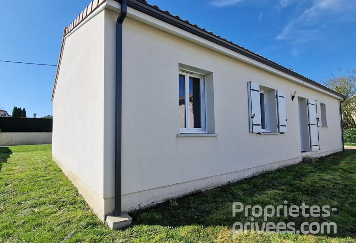 Maison récente — photo 1