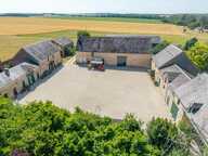 Maison Lissay Lochy 8 pièce(s) 235 m2 — photo 2