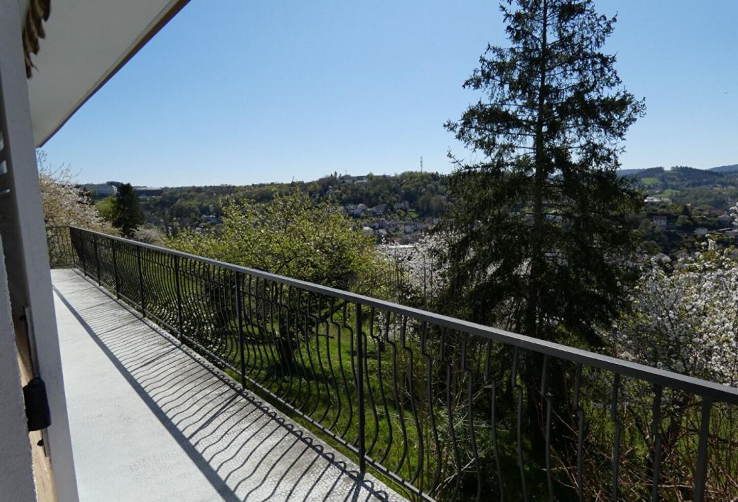 Maison sur les hauteurs de Tulle vue dégagée - au calme — photo 1