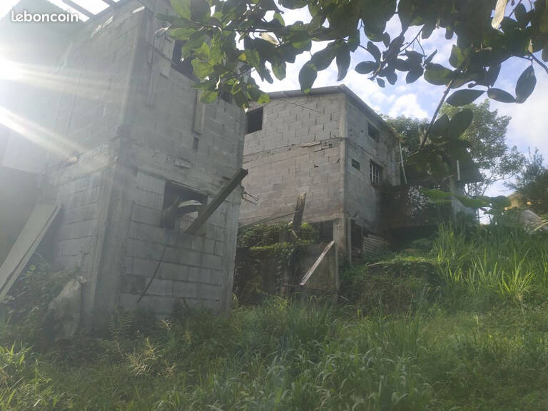 lot de  2 maisons en construction a vendre au gros-morne — photo 1