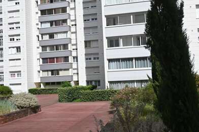 Appartement 4 pièces 70180 €