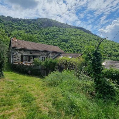 Maison 5 pièces 242000 €