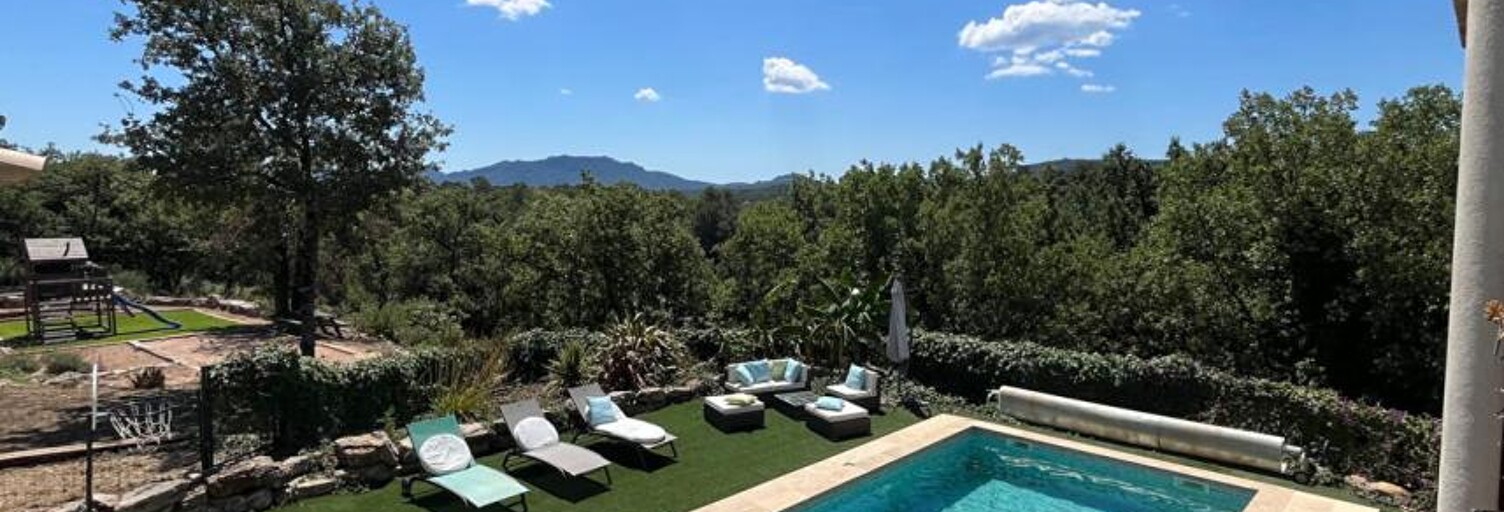 Maison 8 Pièces 223 m² à vendre à Tourves (83170)