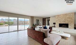 Maison 5 Pièces 205 m² à vendre à Ollières (83470)