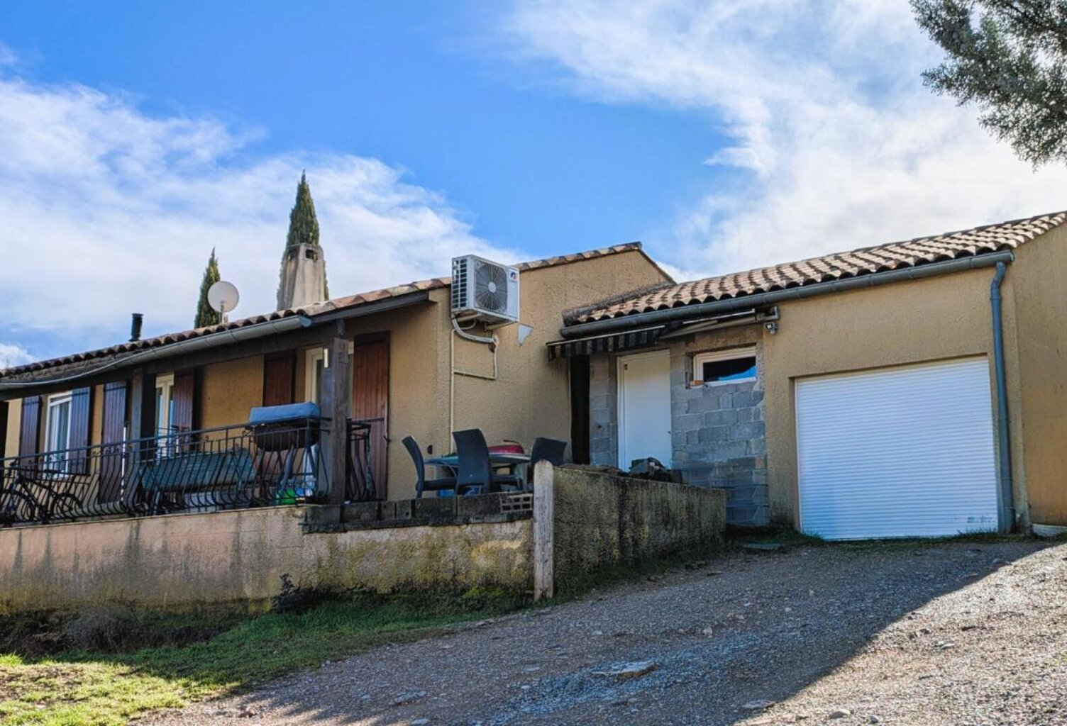 Maison Greoux Les Bains — photo 1
