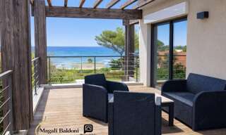 Maison 9 Pièces 255 m² à vendre à Fréjus (83370)