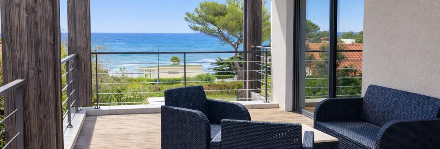 Maison 9 Pièces 255 m² à vendre à Fréjus (83370)