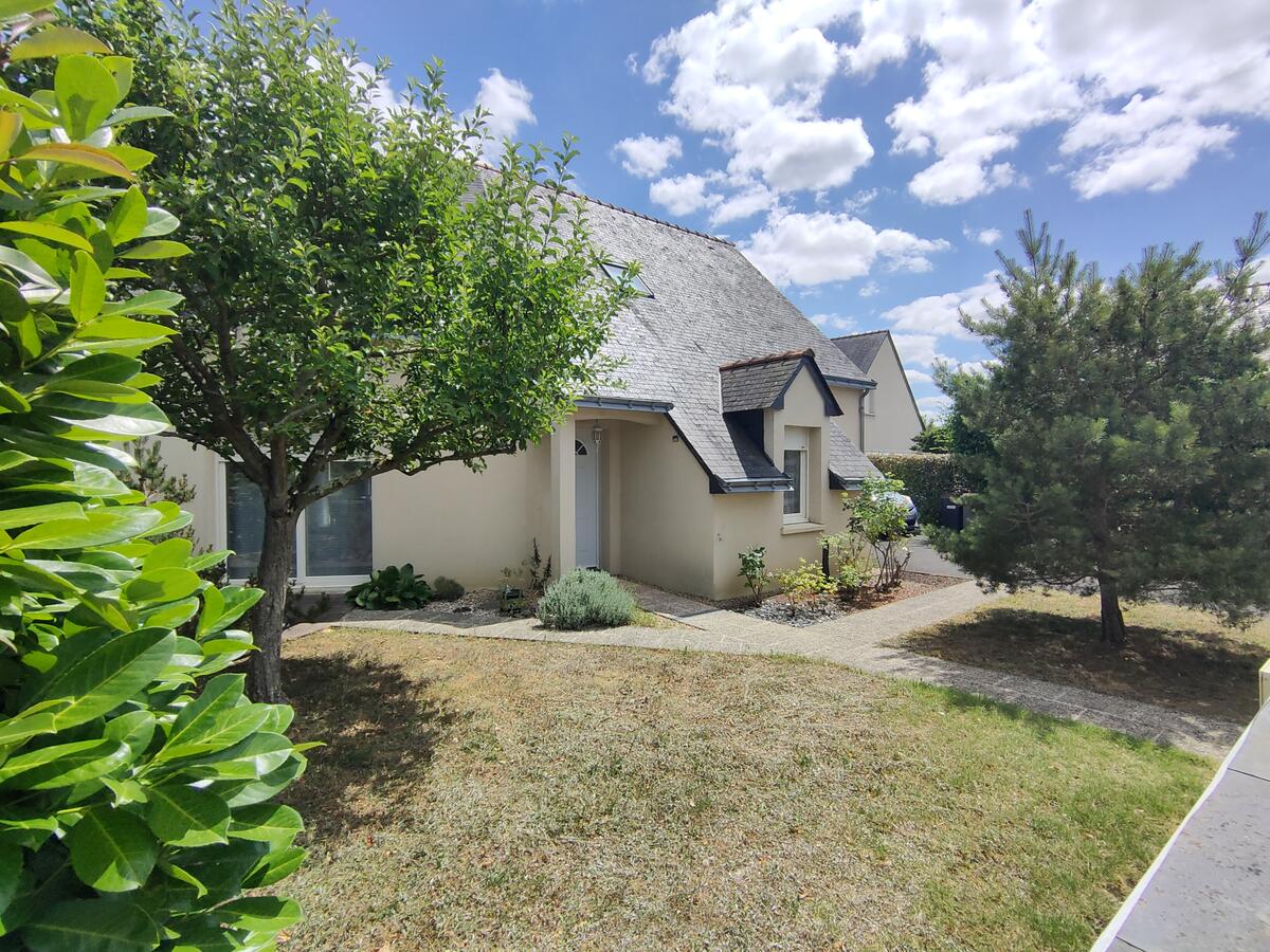 Villa / Maison  T6 à vendre Beaulieu-sur-Layon 49750