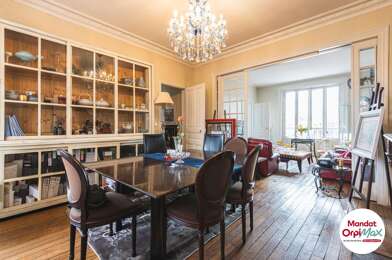 Appartement 6 pièces 378000 €