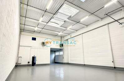 A LOUER 898m² de locaux d'activités situé à Bonneuil-sur-Marne — photo du bien