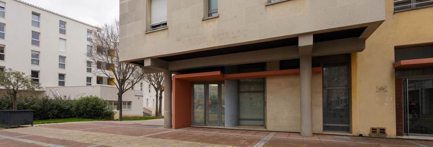 Bureau  450 m² à vendre à Cavaillon (84300)
