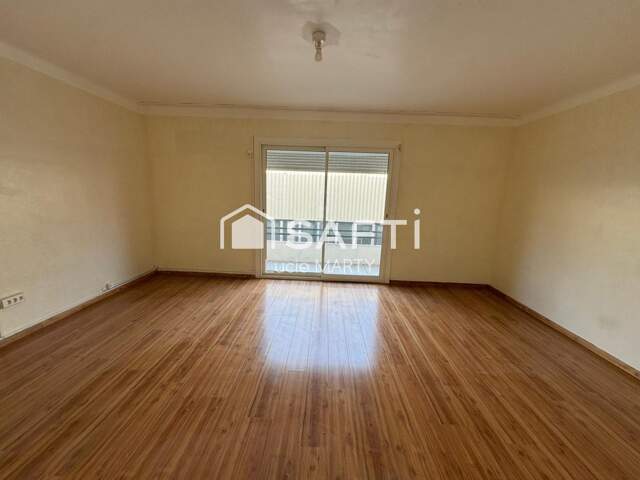 Lot de 7 appartements T3 avec cave et balcon  Revenus locatifs  — photo du bien