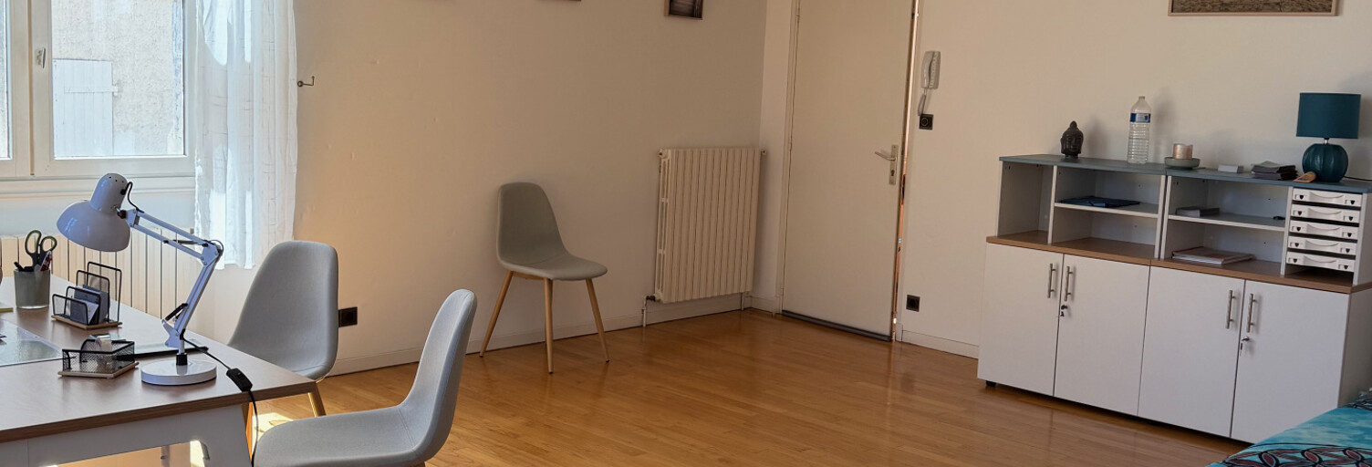 Bureau  35 m² à louer à Villefranche-de-Rouergue (12200)