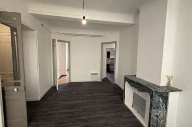 Appartement 3 pièces 800 €