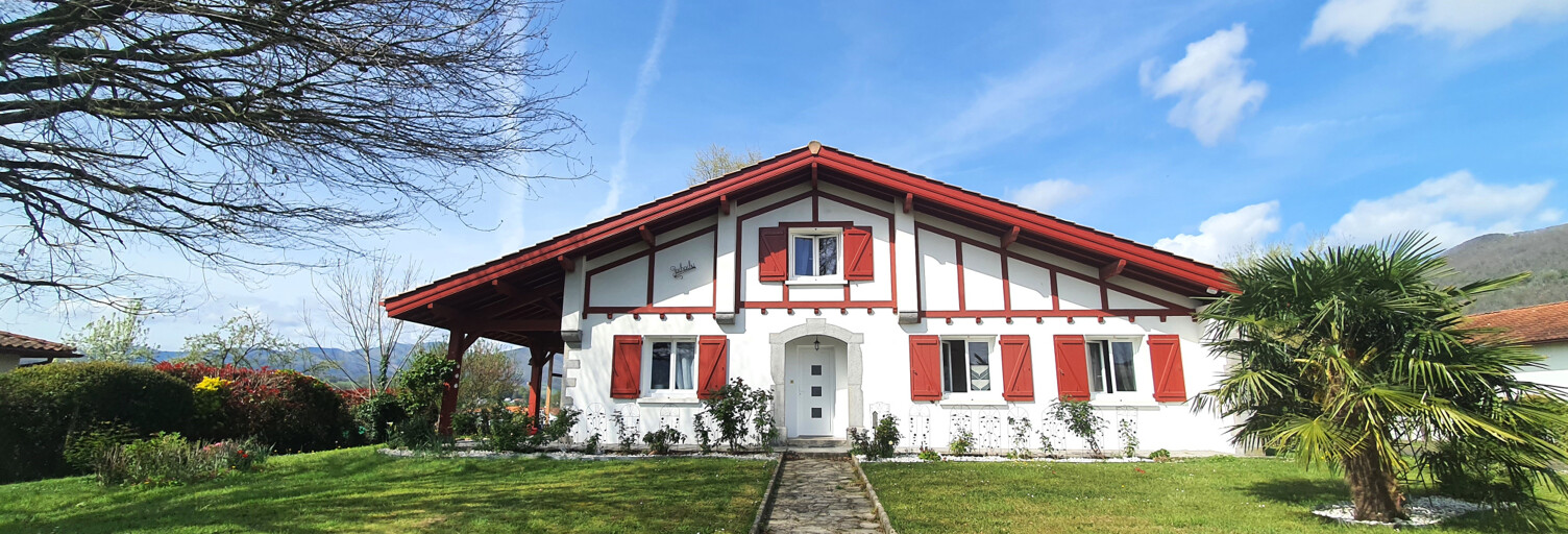 Maison 5 Pièces 158 m² à louer à Saint-Jean-le-Vieux (64220)