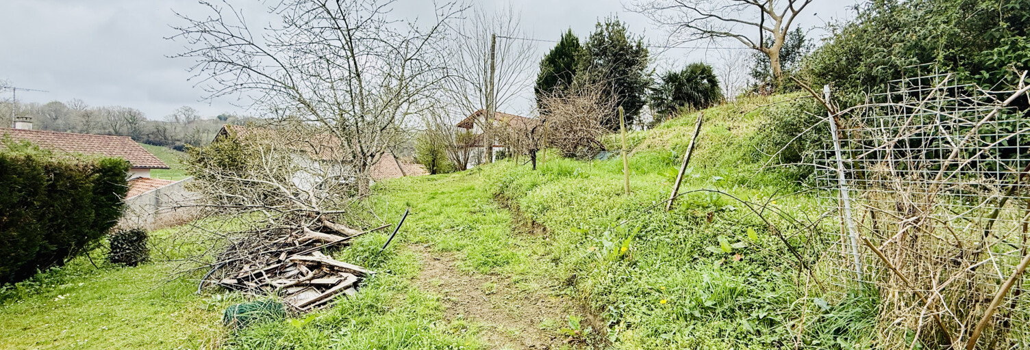 Terrain  1030 m² à vendre à Ahetze (64210)