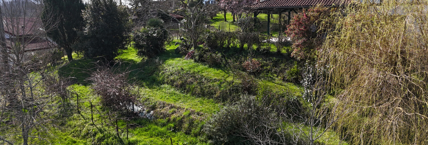 Terrain  1030 m² à vendre à Ahetze (64210)
