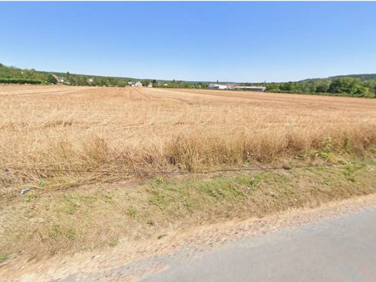Terrain à bâtir de 700 m² à MARCILLY-SUR-EURE (27) — photo 1