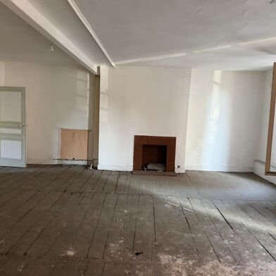 Immeuble  148000 €