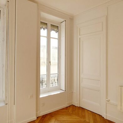 Appartement 2 pièces 684 €