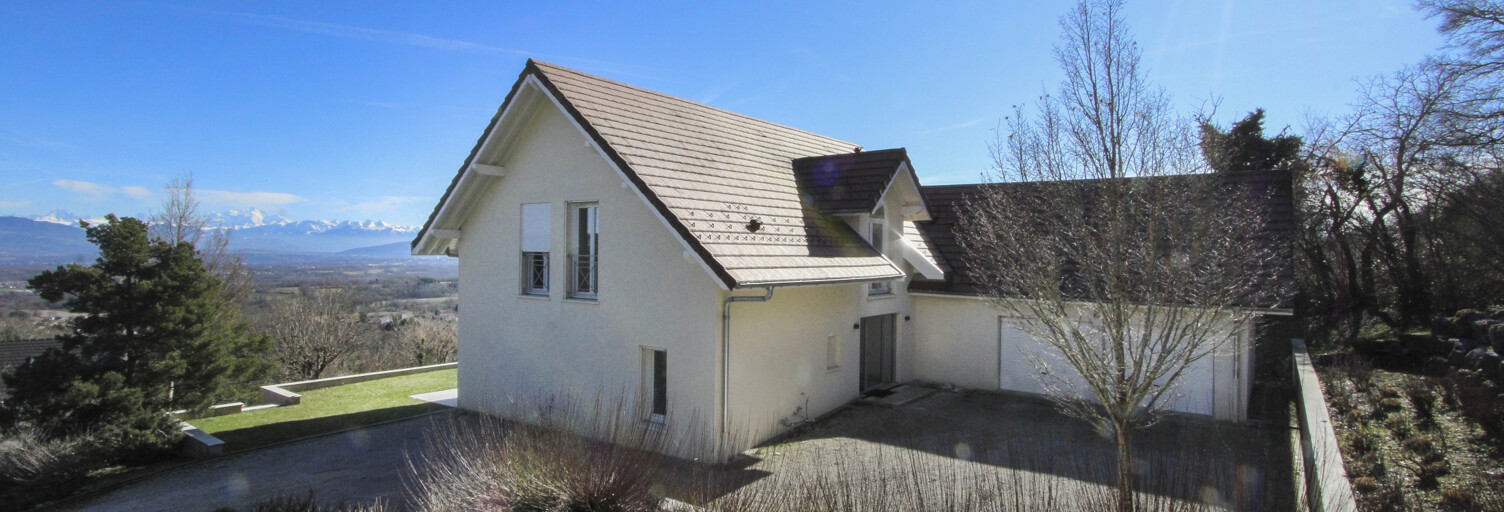 Maison 5 Pièces 236 m² à louer à Échenevex (01170)