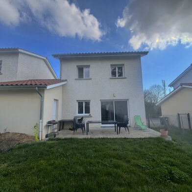 Maison 4 pièces 968 €