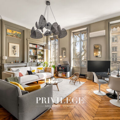 Appartement 6 pièces 880000 €