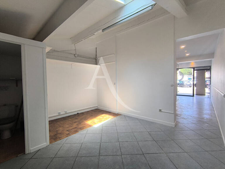 Local commercial Cugnaux - 39 m2 — photo 1